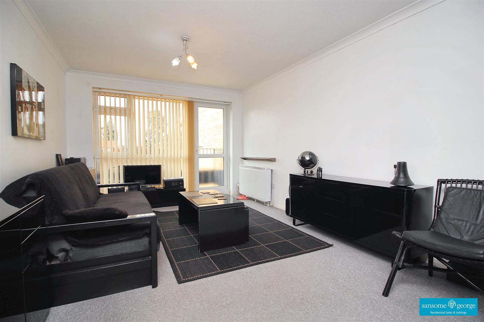 2 bed property in Armadale Court, Reading